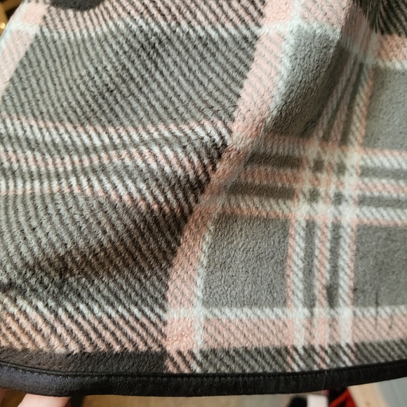 Woolrich plaid poncho, one size - Picture 4 of 4